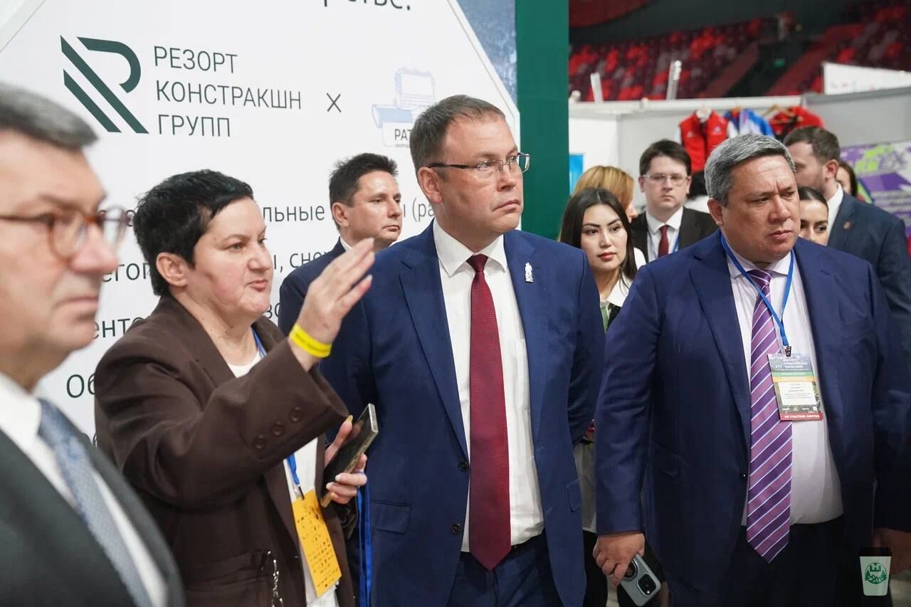 Губернатор Кузбасса приехал на форум туристических территорий