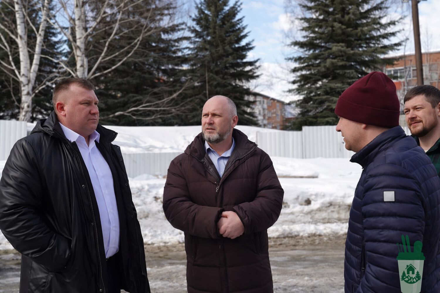 Школу в Шерегеше могут открыть к началу учебного года